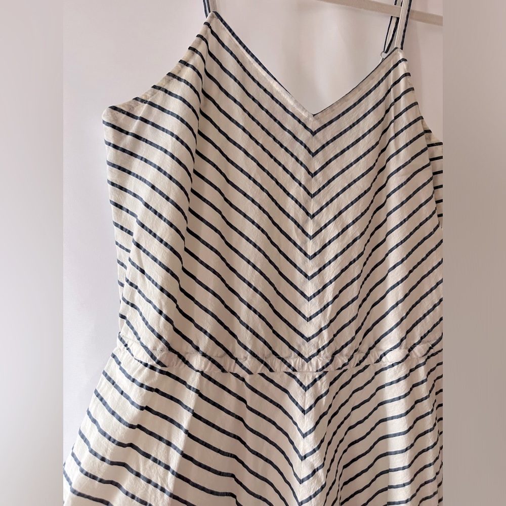L L Bean Signature - cotton/linen striped dress - size 6 - Picture 5 of 8